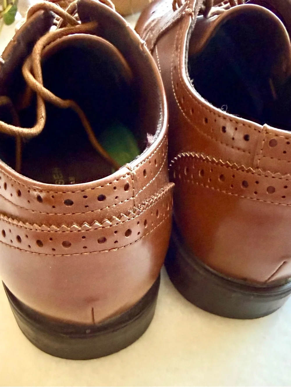 Van Heusen Brown Leather Wingtip Brogues Mens 8